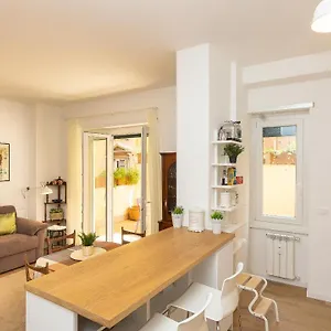 Annietta-rental In Roma