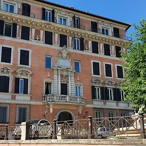 Palazzo Marescalchi Belli, Vicino Piazza Di Spagna Roma